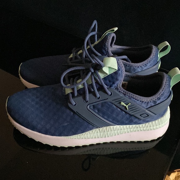 Blue Puma’s - Picture 3 of 7